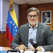 Lic. Félix Plasencia